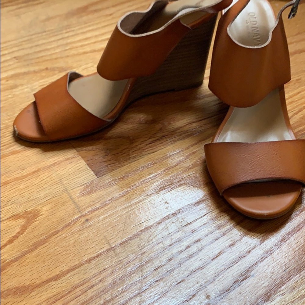 Old navy wedges
